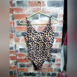 Women's bathing suit NEW